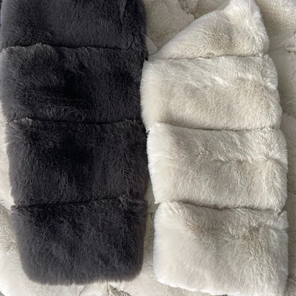 BCBGMAXAZRIA Cream Faux Fur Hooded Coat Size S - Picture 12 of 12